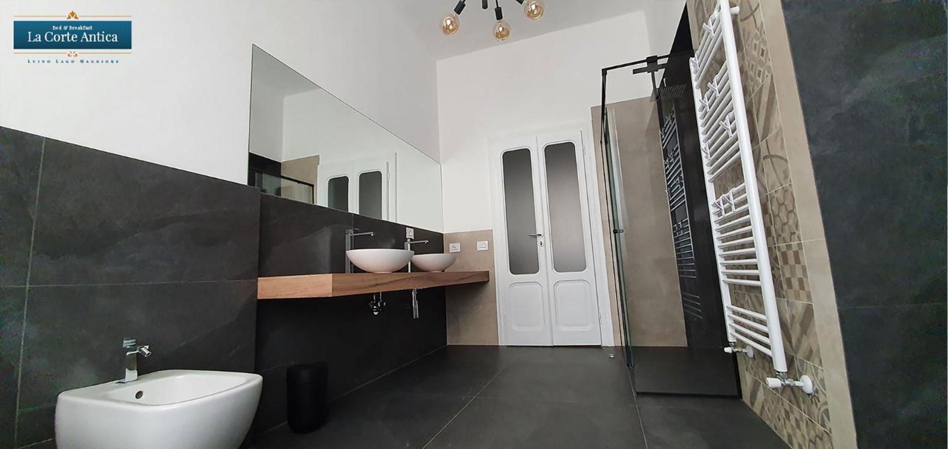 B&B La Corte Antica - Luino Lago Maggiore Luaran gambar